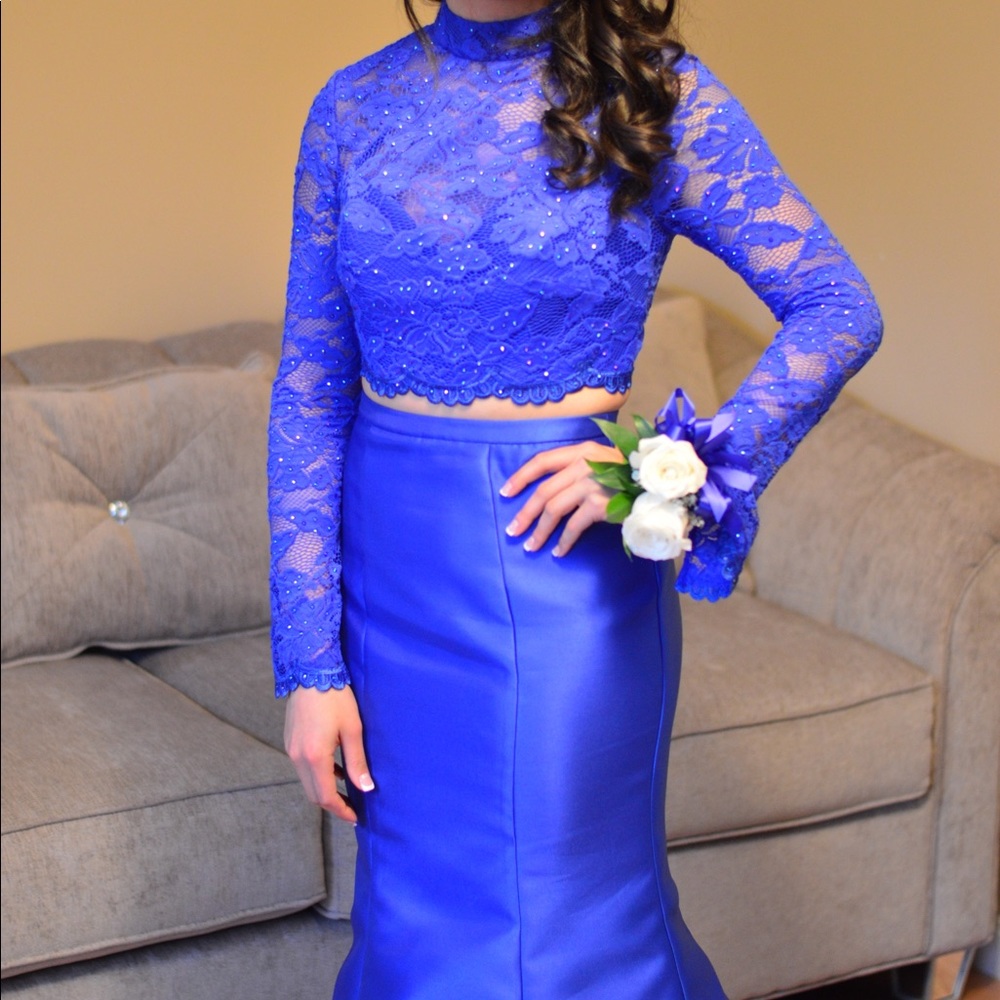 La Femme Royal Blue Prom Dress. Size 4. Worn once.